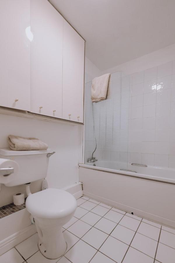 Smithfield Square Nest Entire Apt 더블린 외부 사진
